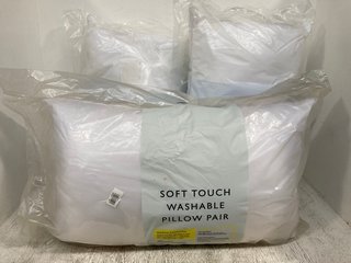 2 X JOHN LEWIS & PARTNERS SOFT LIKE DOWN PILLOW TO ALSO INCLUDE JOHN LEWIS & PARTNERS SOFT TOUCH WASHABLE 2 PACK PILLOWS: LOCATION - WA3