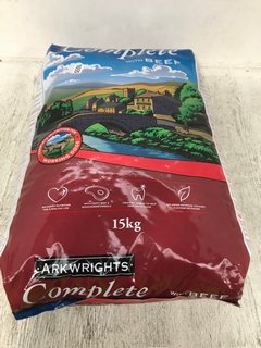 ARKWRIGHTS 15KG COMPLETE DRY DOG FOOD IN BEEF FLAVOUR - BBE: 12.2024: LOCATION - D9