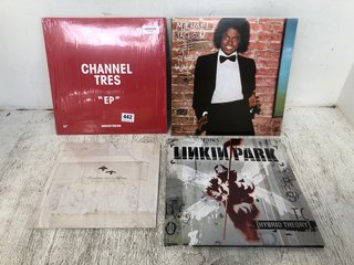 4 X ASSORTED VINYLS TO INCLUDE MICHAEL JACKSON OFF THE WALL: LOCATION - A13