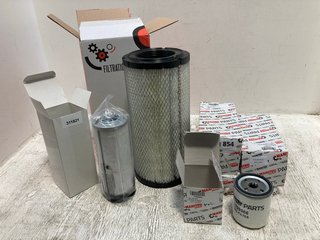 QTY OF ASSORTED CAR PARTS TO INCLUDE MANITOU AIR FILTER: LOCATION - B5