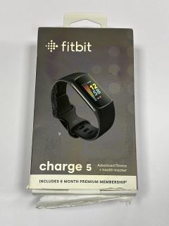 FITBIT CHARGE 5 HEALTH & FITNESS TRACKER (ORIGINAL RRP - £129.99) IN GRAPHITE STAINLESS STEEL CASE & BLACK BAND: MODEL NO FB421 (WITH BOX & STRAP) [JPTM114977]
