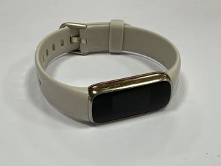 FITBIT LUXE FITNESS TRACKER (ORIGINAL RRP - £99) IN GOLD: MODEL NO FB422 (UNIT ONLY) [JPTM115029]