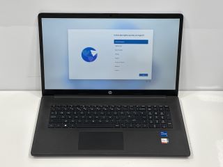 HP 17-CN0504NA 512 GB LAPTOP IN BLACK. (WITH BOX AND MAINS POWER ADAPTER). 11TH GEN INTEL CORE I5-1135G7 @ 2.40 GHZ, 8.00 GB RAM, 17.0" SCREEN, INTEL IRIS XE GRAPHICS [JPTM115001]