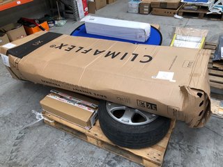 QTY OF ASSORTED ITEMS TO INCLUDE AUDI ALLOY WHEEL & TYRE 225/R45R17: LOCATION - A7