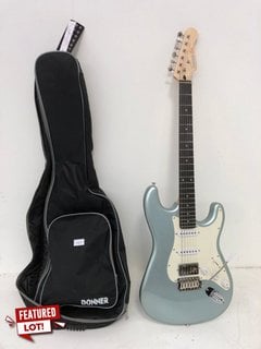 DONNER ELECTRIC GUITAR IN METALLIC GREEN TO INCLUDE CARRY CASE, MINI AMP, ALL CORD PLUGS RRP £200: LOCATION - B1