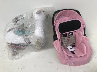 2 X ASSORTED ITEMS TO INCLUDE JOIE BABY CARRIER IN PINK: LOCATION - A1