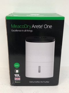 MEACO DRY ARETE ONE 10L DEHUMIDIFIER/AIR PURIFIER RRP - £149: LOCATION - WHITE BOOTH