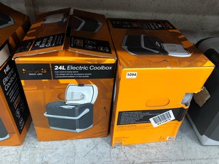 2 X 24L ELECTRIC IN CAR COOL BOXES: LOCATION - AR5