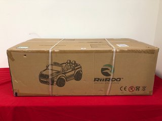 RIIROO RANGE ROVER EVOQUE CHILDRENS POWERED RIDE ON CAR WITH REMOTE CONTROL IN PINK - RRP £249: LOCATION - A1