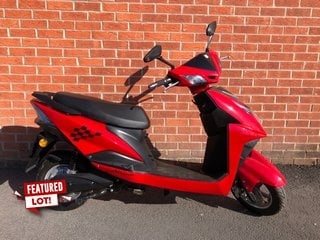 (COLLECTION ONLY) MAC INTERNATIONAL FULLY ELECTRIC SCOOTER IN BLACK AND RED COMPLETE WITH 1.2KW BATTERY, ACCESSORIES AND CHARGING CABLES : VIN SLY22Z108MA004120 - PLEASE NOTE THIS IS AN EU SPEC VEHIC