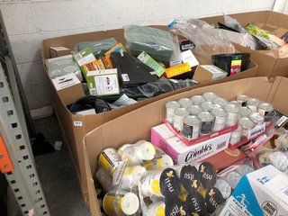 PALLET OF ASSORTED ITEMS TO INCLUDE SPEAR & JACKSON 5L PRESSURE WASHER AND GROWERS CHOICE ROUND CONTAINER POTS: LOCATION - A9 (KERBSIDE PALLET DELIVERY)