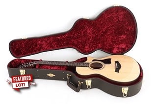 TAYLOR 352CE GRAND CONCERT ELECTRIC ACOUSTIC 12 STRING GUITAR COMPLETE WITH PLUSH LINED HARD SHELL CASE, DOCUMENTATION AND SPARE D'ADDARIO BRONZE PHOSPHOR STRINGS - RRP £1999: LOCATION - A1
