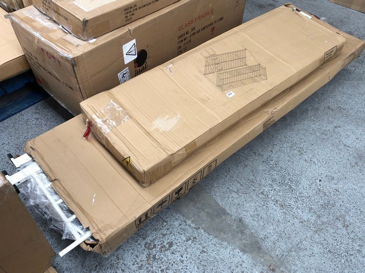 John Pye Auctions DOMINO METAL TRIO BUNK BED IN WHITE RRP £199