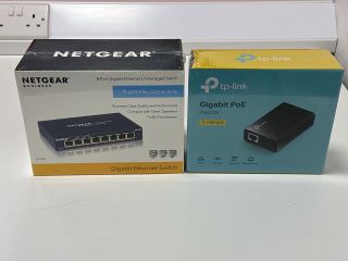 NETGEAR BUSINESS 8-PORT GIGABIT ETHERNET UNMANAGED NETWORK SWITCH (ORIGINAL RRP - £52.94) IN BLUE: MODEL NO GS108 (WITH BOX & ALL ACCESSORIES, TO INCLUDE TP-LINK GIGABIT POE INJECTOR S/N: 22340X80034