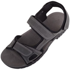QTY OF SHOES TO INCLUDE MENS TOUCH AND CLOSE SUMMER HOLIDAY STRAP SANDALS. UK 10. : LOCATION - H RACK