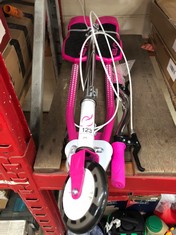 EVO PINK SCOOTER: LOCATION - SPORTS & EXERCISE(COLLECTION OR OPTIONAL DELIVERY AVAILABLE)