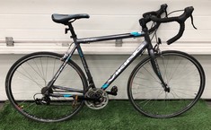 VIKING VENTURE ROAD BIKE 27 SPEED: LOCATION - SPORTS & EXERCISE(COLLECTION OR OPTIONAL DELIVERY AVAILABLE)
