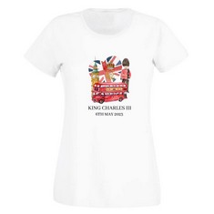 32 X SECOND AVE WOMEN'S KING CHARLES III ROYAL CORONATION GREAT BRITAIN LONDON CELEBRATION WHITE T-SHIRT T SHIRT - TOTAL RRP £346: LOCATION - C