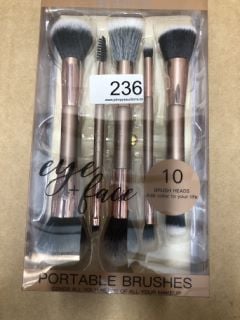 30X PORTABLE BRUSHES (ROSE GOLD)RRP £250: LOCATION - E