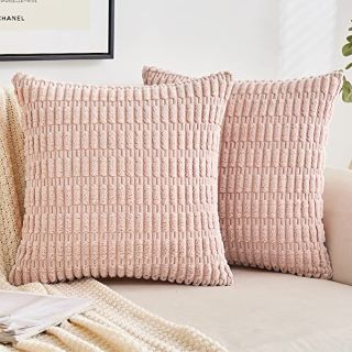 30 X VELVET CUSHION COVERS 2 PACK TO INCLUDE COLOUR PINK RRP £290: LOCATION - G