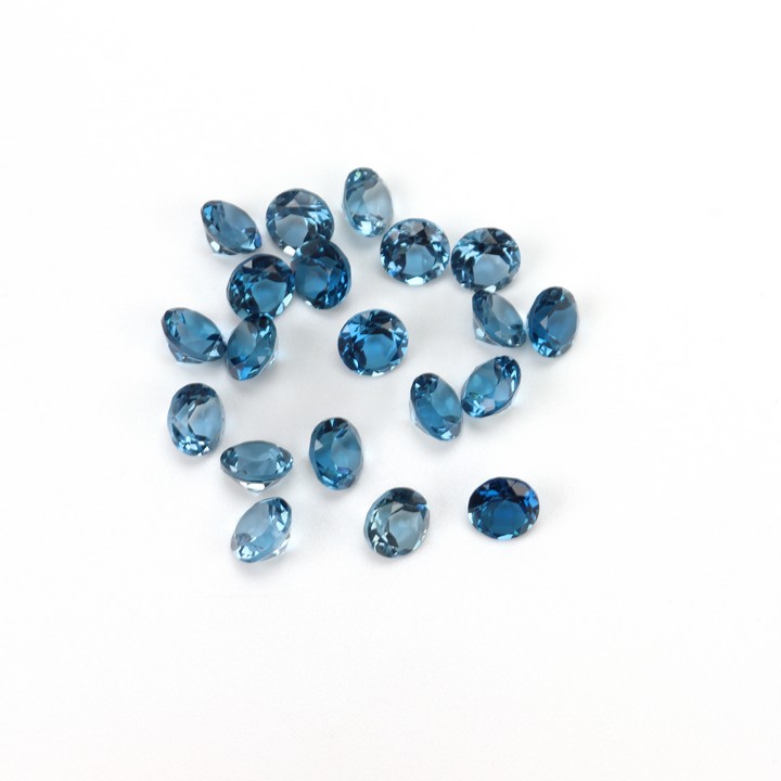 21.45ct London Blue Topaz Round-cut Parcel of Gemstones, 6mm.  Auction Guide: £150-£200