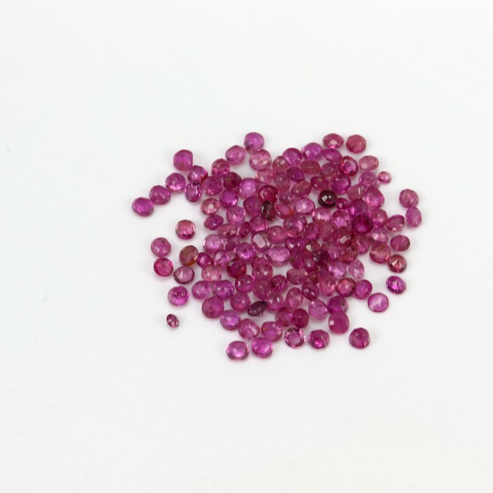 12.94ct Ruby Faceted Round-cut Parcel of Gemstones, 2.5mm