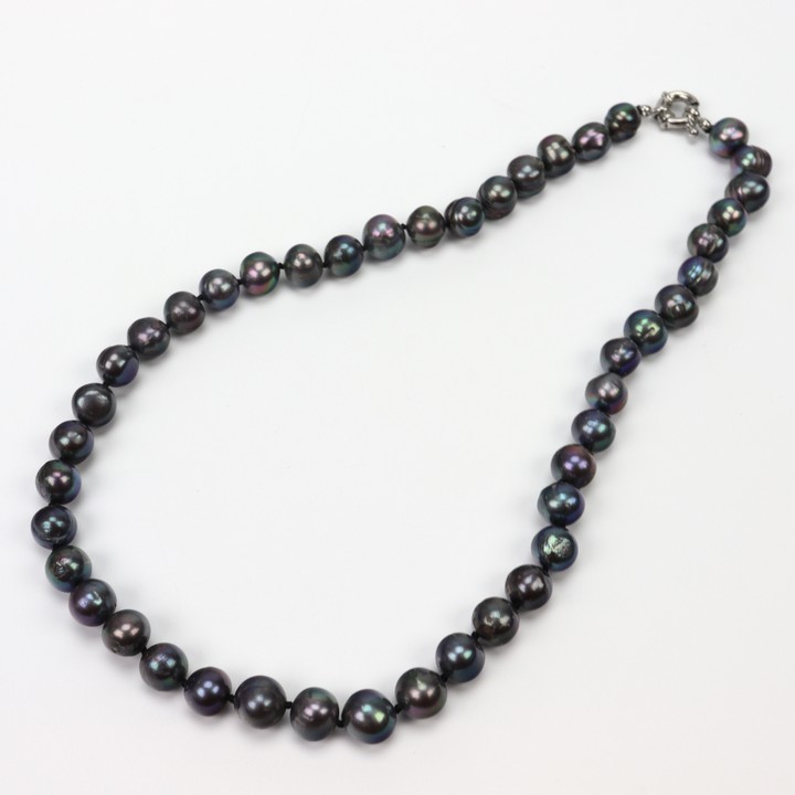 Copper Clasp Black Freshwater Pearl AAA Necklace 8-10mm, 46cm, 57g (VAT Only Payable on Buyers Premium)