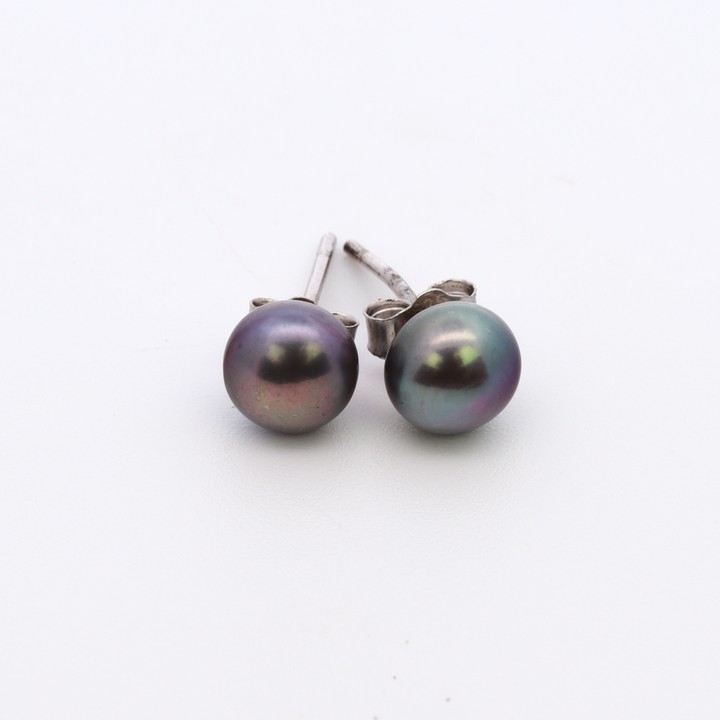 Silver Plated Copper Peacock Black Freshwater Pearl AAAAA Stud Earrings, 7mm, 0.9g (VAT Only Payable on Buyers Premium)