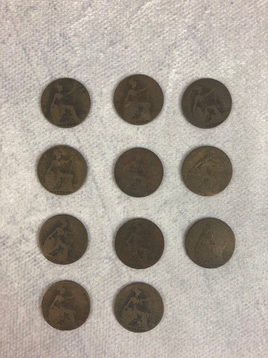 Eleven Half Penny Coins, years ranging between 1911 - 1919 (VAT Only Payable on Buyers Premium)