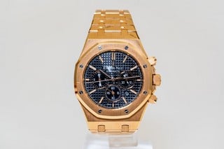 Audemars Piguet Royal Oak Chronograph Ref: 26320OR.OO.1220OR.01 Automatic Watch. 41mm 18ct Rose Gold Case with 18ct Rose Gold Fixed Bezel, Black Chronograph Dial and 18ct Rose Gold Bracelet. Age: Unk