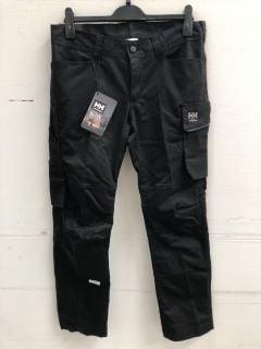 HELLY HANSEN BLACK SKI PANTS SIZE L AND HELLY HANSEN BLACK CARGO PANTS SIZE D92 RRP £150