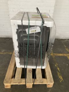 1X PALLET WITH TOTAL RRP VALUE OF £437 TO INCLUDE 1X BEKO WASHING MACHINES MODEL NO B3W5841IG,