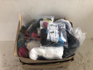 BOX OF CLOTHING TO INCLUDE HIGH PERFORMANCE SKI SOCKS SIZE 12.5-3.5 RRP-£130