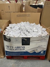 PALLET OF ASSORTED EARBUDS IN WHITE. (WITH BOX) [JPTC66378] (COLLECTION OR OPTIONAL DELIVERY) (COLLECTION OR OPTIONAL DELIVERY)