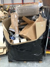 PALLET OF ASSORTED ITEMS TO INCLUDE BROWN CARDBOARD PACKING BOXES (COLLECTION OR OPTIONAL DELIVERY) (KERBSIDE PALLET DELIVERY)