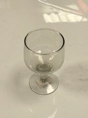 2 X ASSORTED ITEMS TO INCLUDE ORKIN HAMMERED GIN GLASS (4PK) 100X100X160MM (757617) - RRP £29.95 (COLLECTION OR OPTIONAL DELIVERY)
