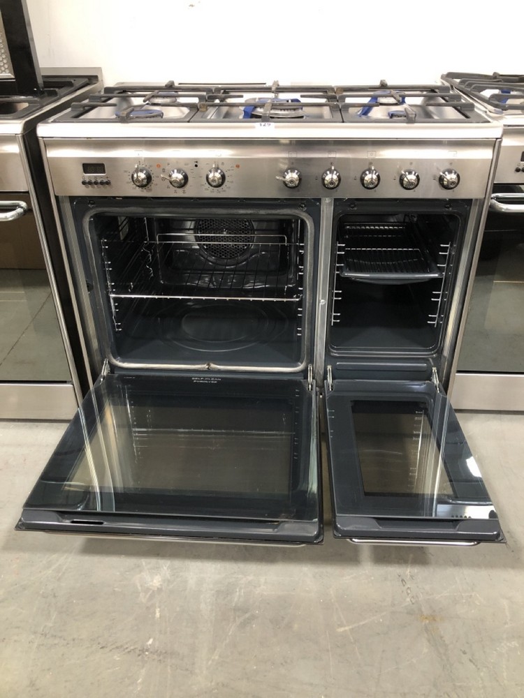John Pye Auctions SMEG 90CM DUAL FUEL RANGE COOKER IN STAINLESS STEEL