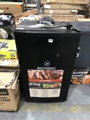 MASTERBUILT DIGITAL ELECTRIC SMOKER - RRP £189 (COLLECTION OR OPTIONAL DELIVERY)