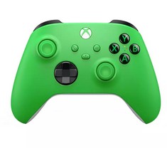 XBOX 3 X GREEN XBOX CONTROLLER GAMING ACCCESSORIES (ORIGINAL RRP - £165.00) IN VELOCITY GREEN. (WITH BOX). (SEALED UNIT). [JPTC66205] (DELIVERY ONLY)