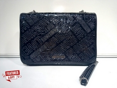 LOVE MOSCHINO WOMEN'S SUPER QUILTED SHOULDER BAG IN BLACK (DELIVERY ONLY)