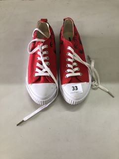 MCQ BY MCQUEEN SIZE UK: 5.5