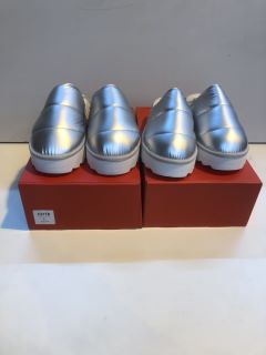 2 X MAEVE PUFFY PLATFORM SLIPPERS SILVER SIZE L