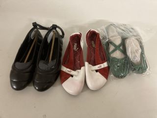 3 X ASSORTED PAIRS OF DESIGNER SHOES TO INCLUDE PUMA FLATS IN RED SUEDE & WHITE LEATHER