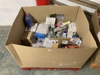 PALLET OF ASSORTED ITEMS TO INC PRESTO FABRIC CONDITIONER