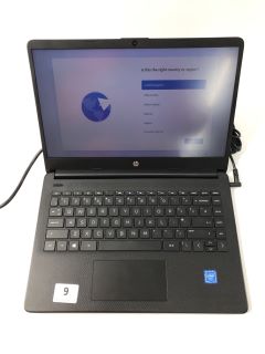HP 14SDQ0504SA LAPTOP IN BLACK. (CHARGER) (DAMAGED? SALVAGE PARTS ONLY).   [JPTN38589]