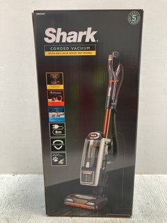 SHARK NZ801UKT ANTI HAIR WRAP UPRIGHT VACUUM CLEANER - RRP £300.00: LOCATION - A0