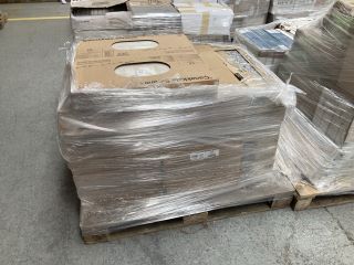 PALLET OF ASSORTED CERAMIC TILES TO INCLUDE 600 X 300MM TILES: LOCATION - D2 (KERBSIDE PALLET DELIVERY)