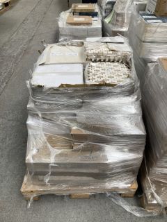 PALLET OF ASSORTED TILES TO INCLUDE MOSAIC TILE SHEETS: LOCATION - D2 (KERBSIDE PALLET DELIVERY)