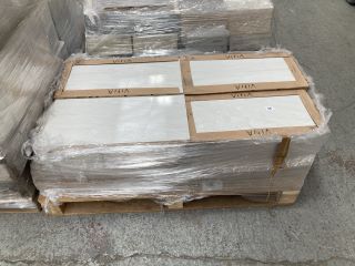 PALLET OF TILES TO INCLUDE VITRA 600 X 300MM WALL TILES: LOCATION - D2 (KERBSIDE PALLET DELIVERY)