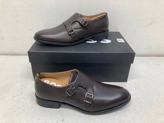 BOSS COLBY MONK BROWN LEATHER STRAP SHOES - SIZE UK7 - RRP £198: LOCATION - BOOTH